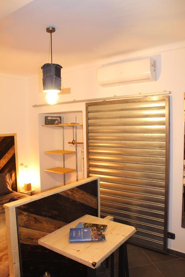 L'ango-letto industriale del Qadrilatero Romano Torino Esterno foto